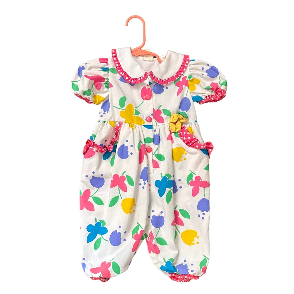 Vintage 12 months bodysuit white with multicolor floral pattern collared tapered